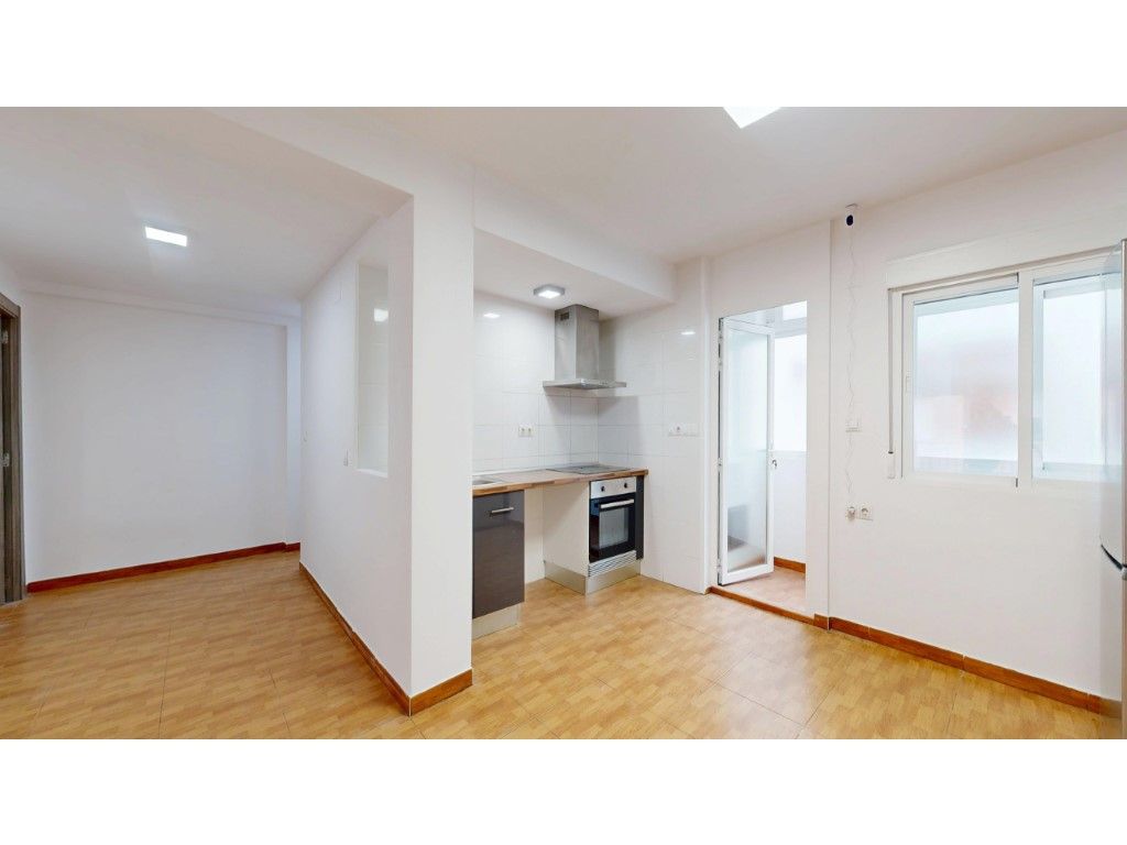 Cuina de Pis en venda en Xirivella amb Forn, Rentadora i Balcó