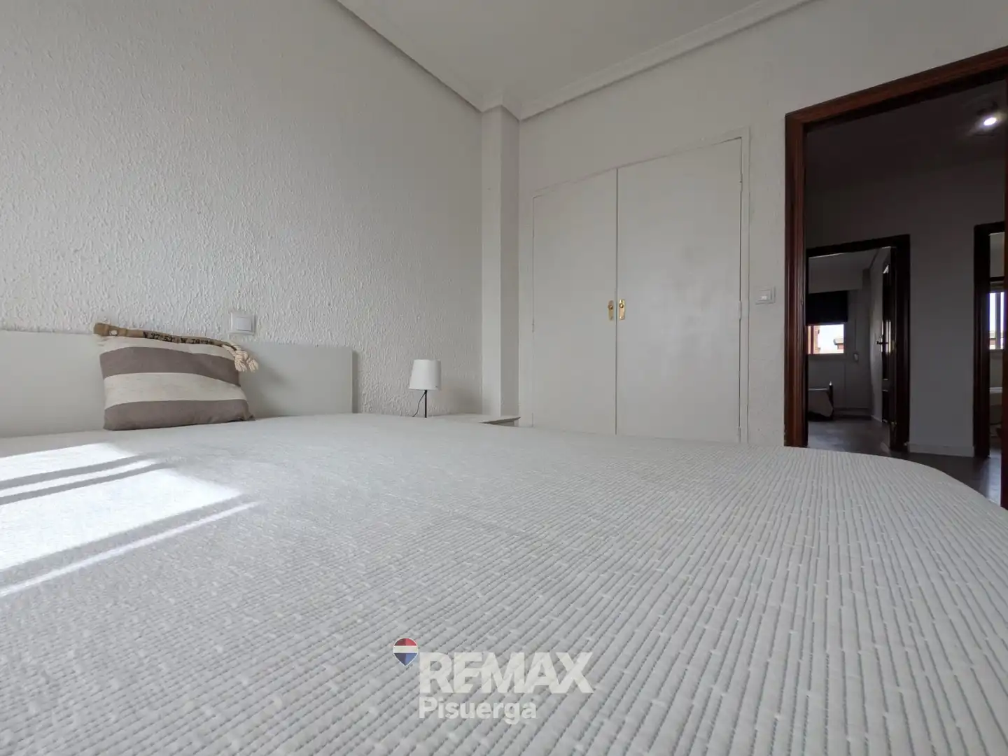 Bedroom of Flat for sale in Valladolid  with Heating