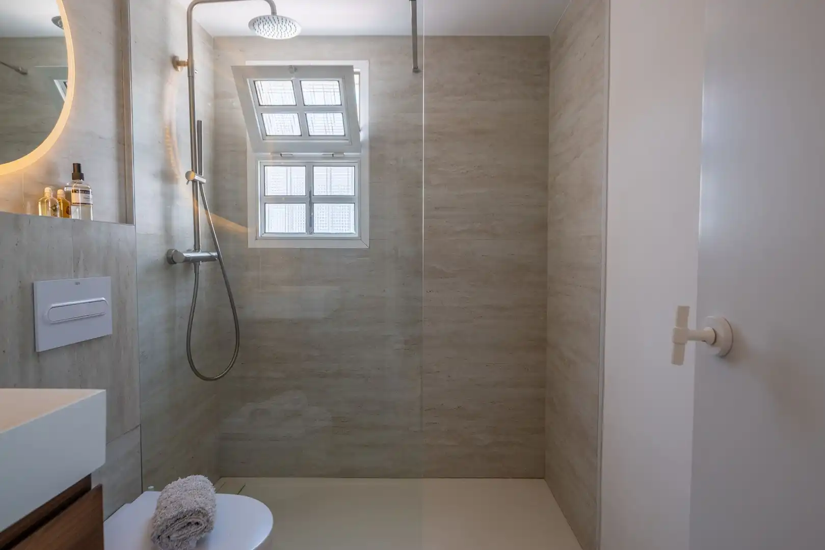 Bathroom of Attic for rent in Málaga  with Terrace and Furnished