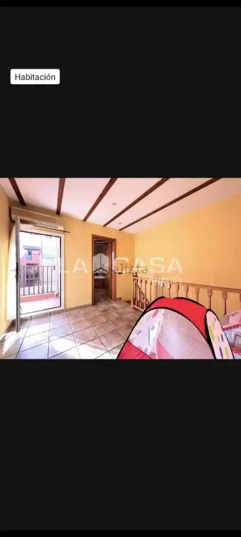 Casa adosada en venta en Badalona con Aire acondicionado