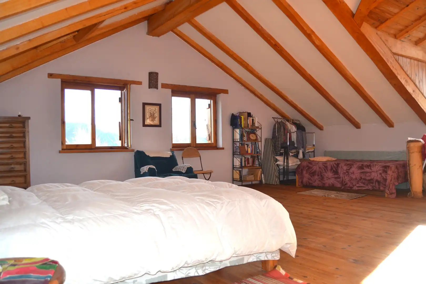 Schlafzimmer von Haus oder Chalet zum Verkauf in Aisa mit Heizung und Privatgarten