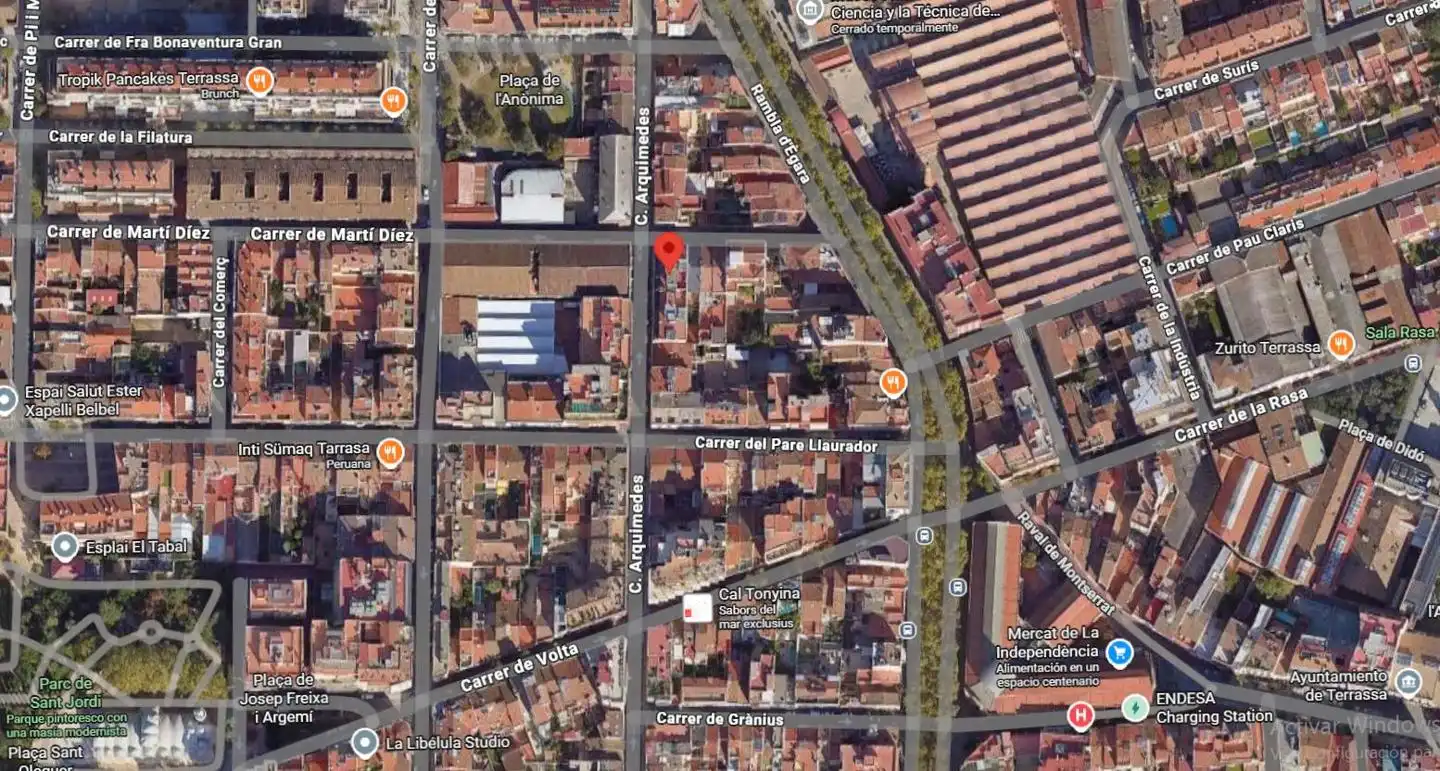 Vista exterior de Pis en venda en Terrassa amb Calefacció