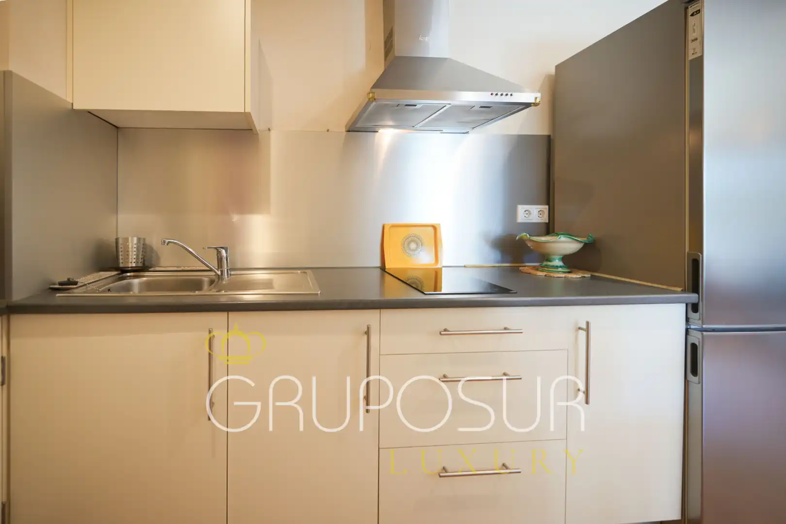 Cocina de Piso en venta en Valladolid con Calefacción, Jardín privado y Parquet