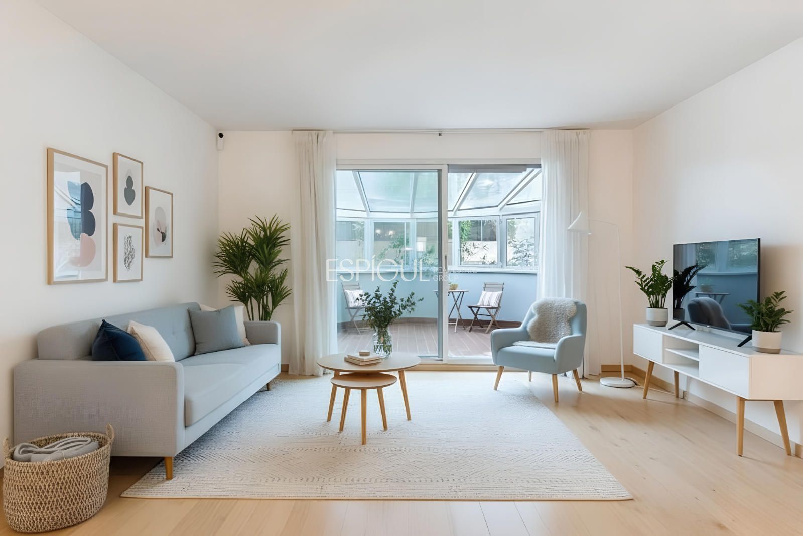 Sala d'estar de Casa adosada en venda en Sant Cugat del Vallès amb Aire condicionat, Calefacció i Parquet