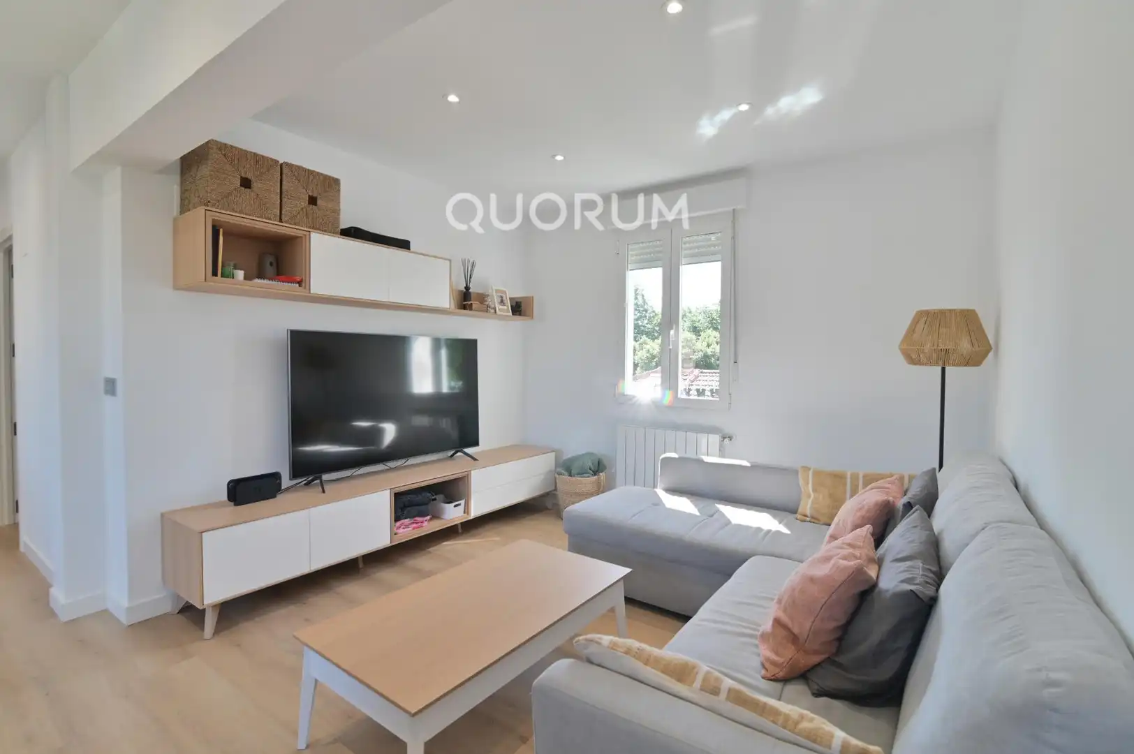 Wohnzimmer von Wohnung zum Verkauf in Galdakao mit Heizung, Terrasse und Möbliert
