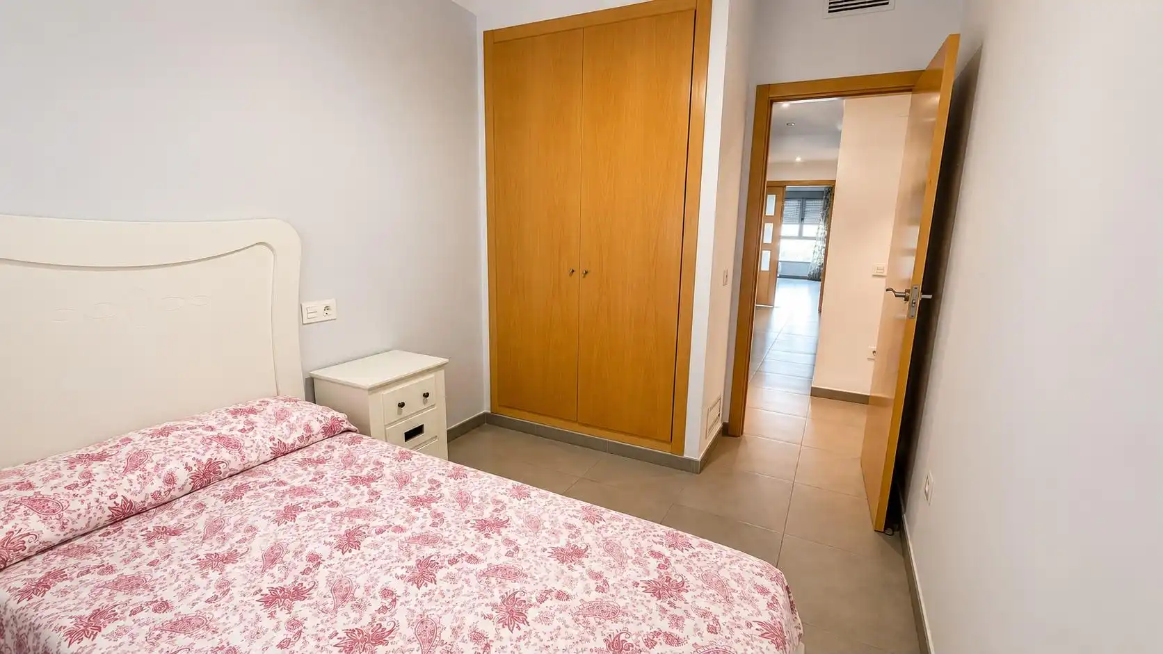 Habitación de Piso en venta en Valencia con Aire acondicionado y Calefacción