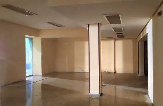Local comercial en venda a Bembibre, imagen 3