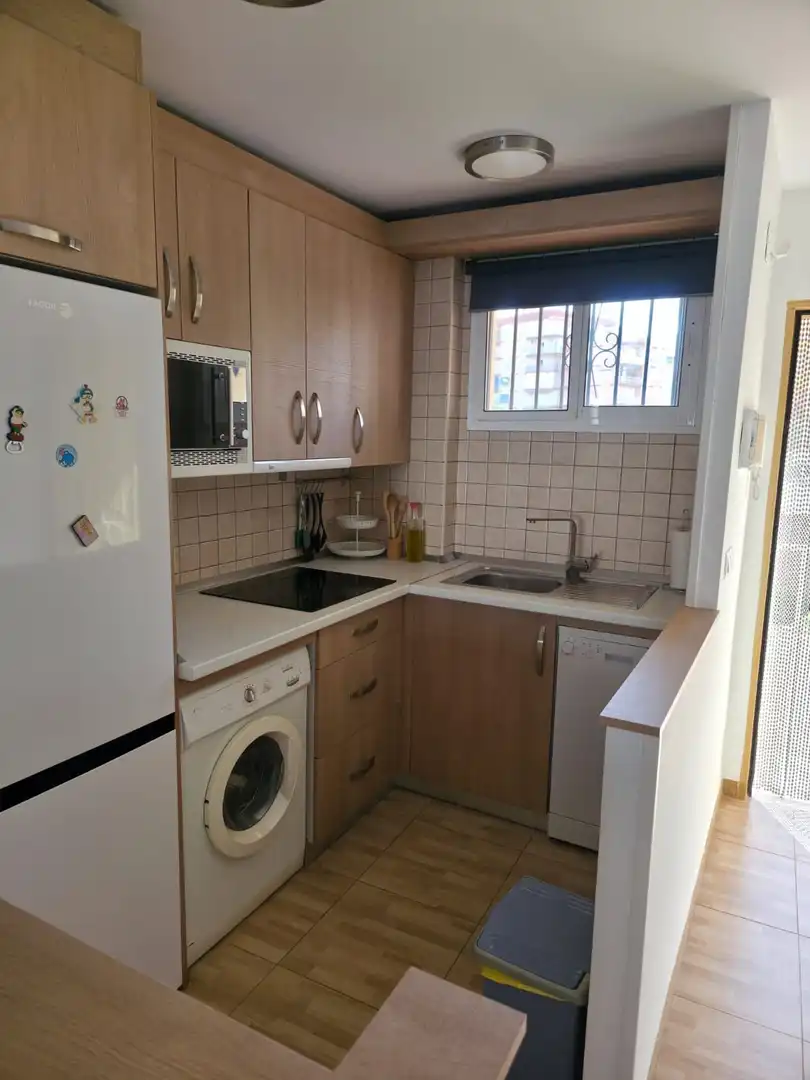 Cocina de Piso en venta en Vélez-Málaga con Aire acondicionado y Piscina comunitaria