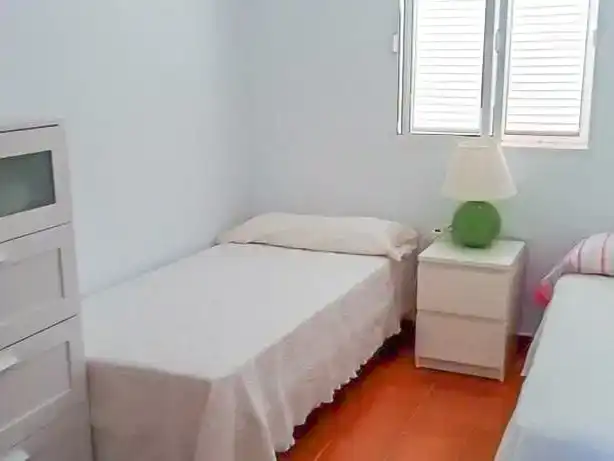 Habitación de Casa o chalet de alquiler en Almonte con Jardín privado, Trastero y Amueblado