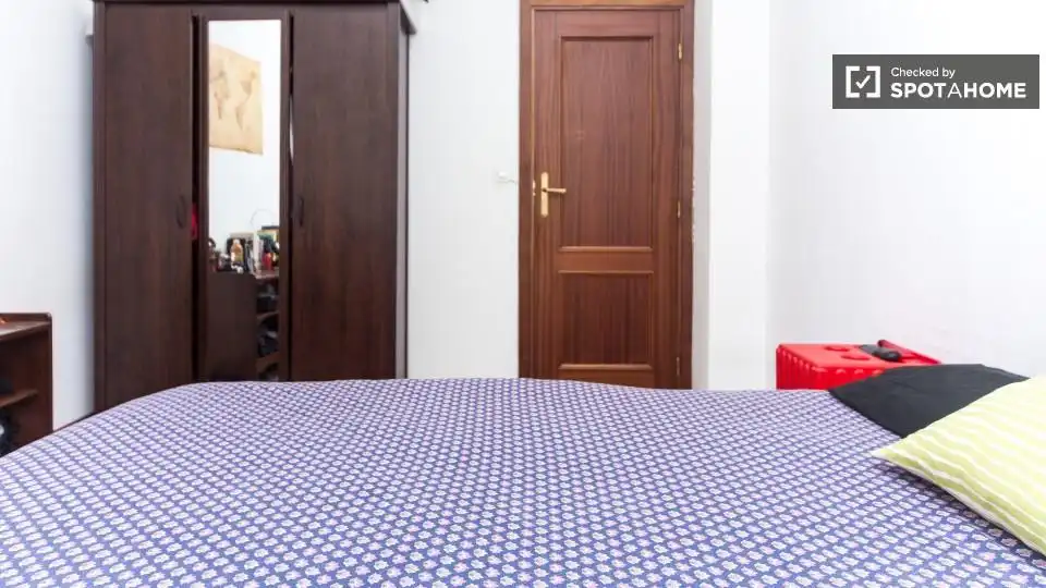 Room in Castellana