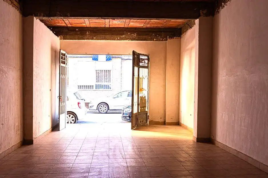 Local comercial en venda a Arago 19