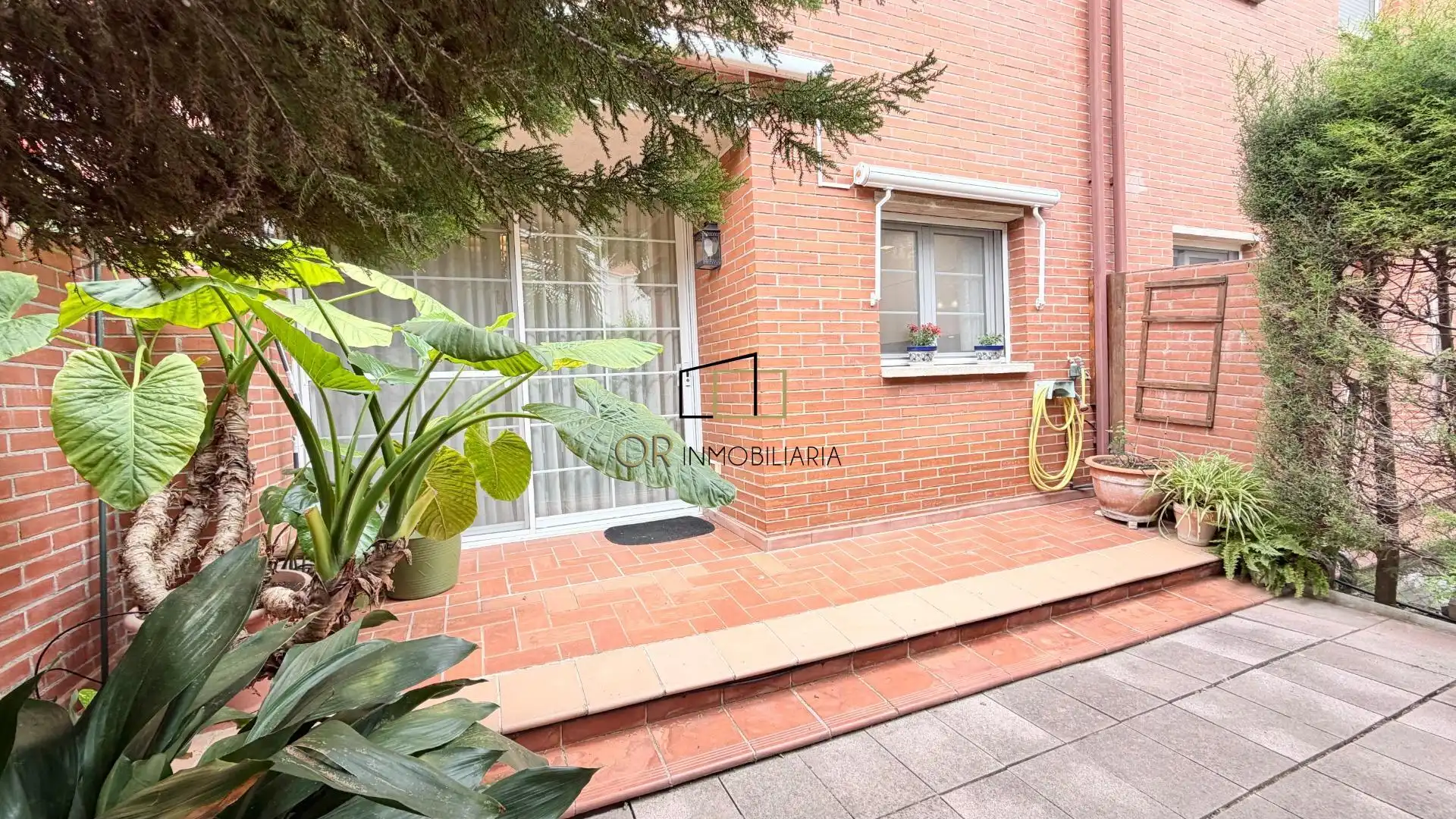 Jardí de Casa o xalet en venda en Vilafranca del Penedès amb Aire condicionat, Calefacció i Jardí privat