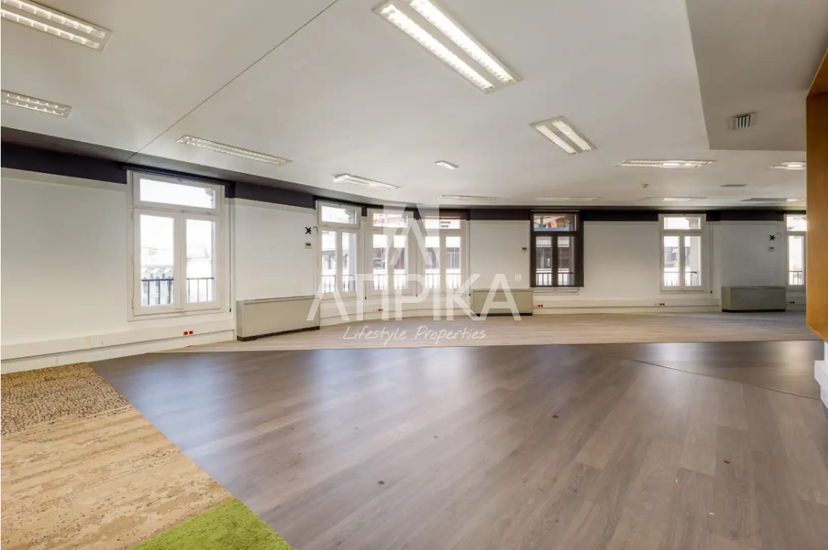 Office for rent in Eixample