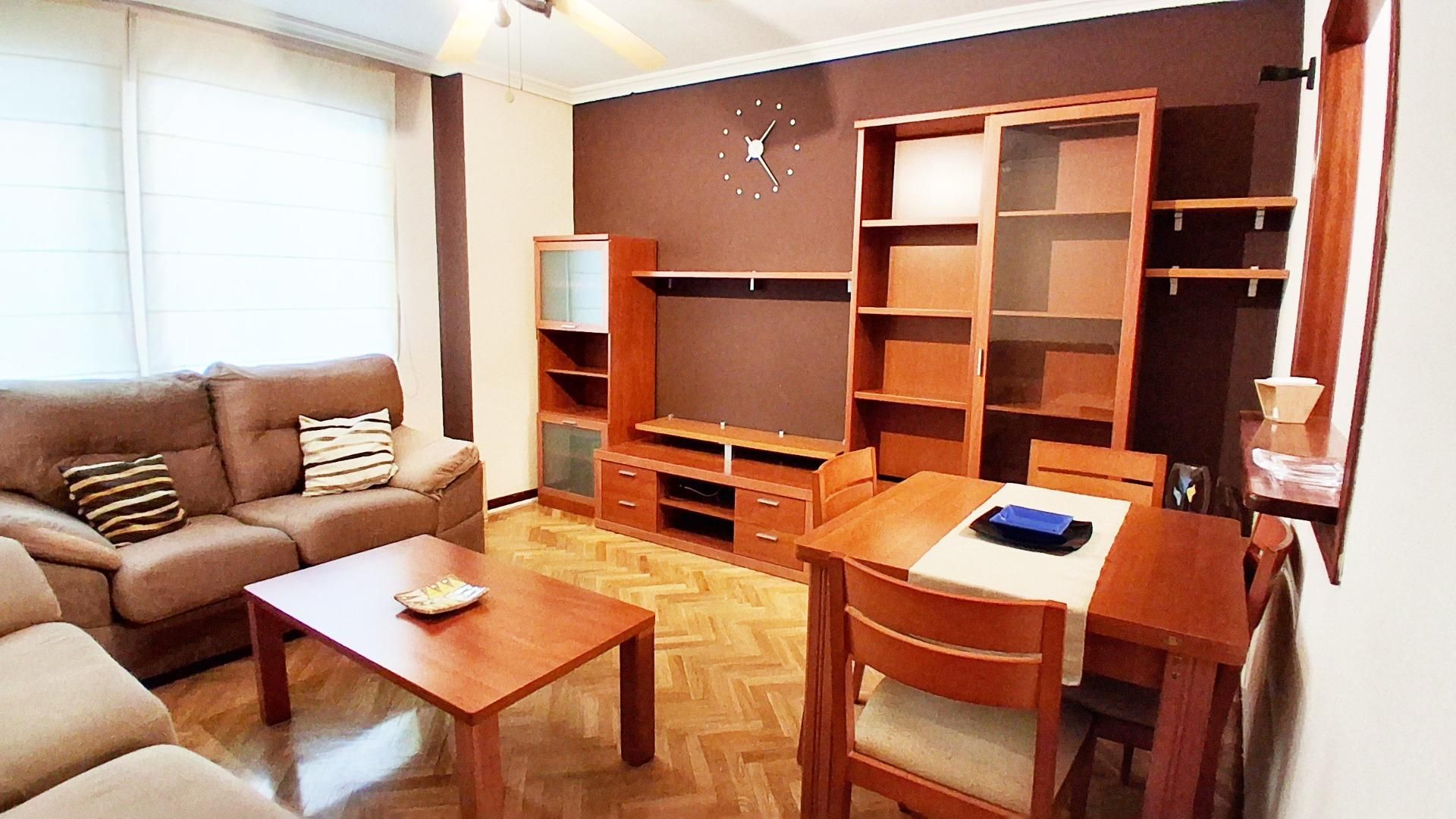 Apartament de lloguer a Capuchinos - Glorieta - Ciudad Jardín