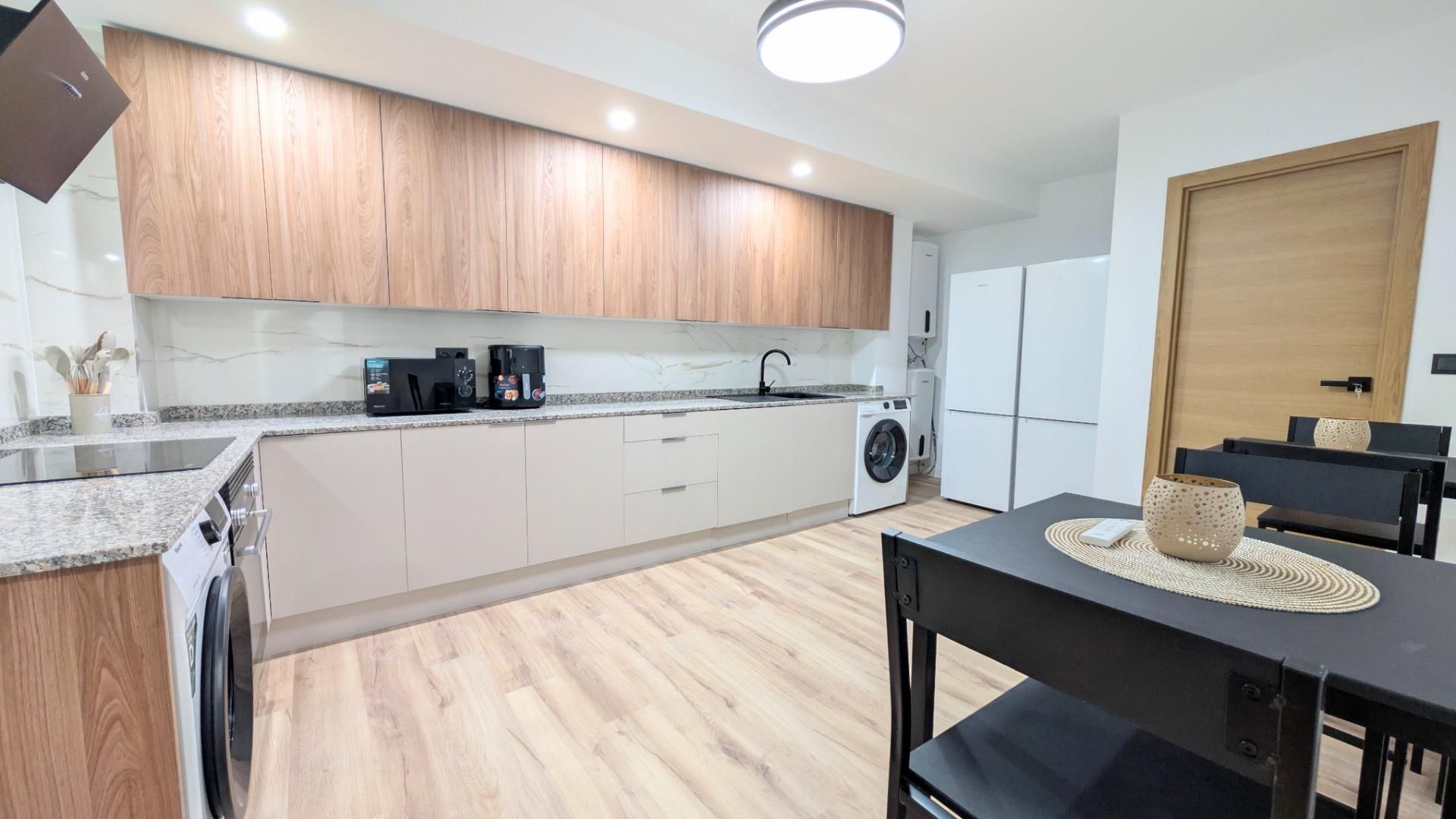 Cocina de Piso para compartir en Elche / Elx con Terraza y Amueblado