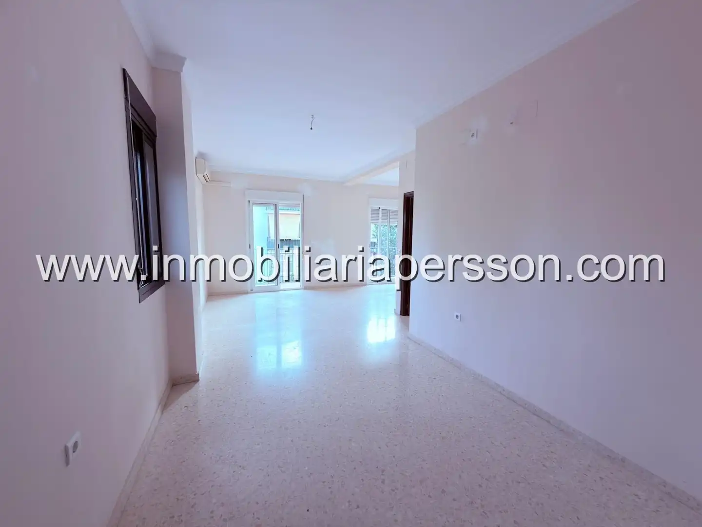 Vista exterior de Piso en venta en Écija con Aire acondicionado, Trastero y Balcón