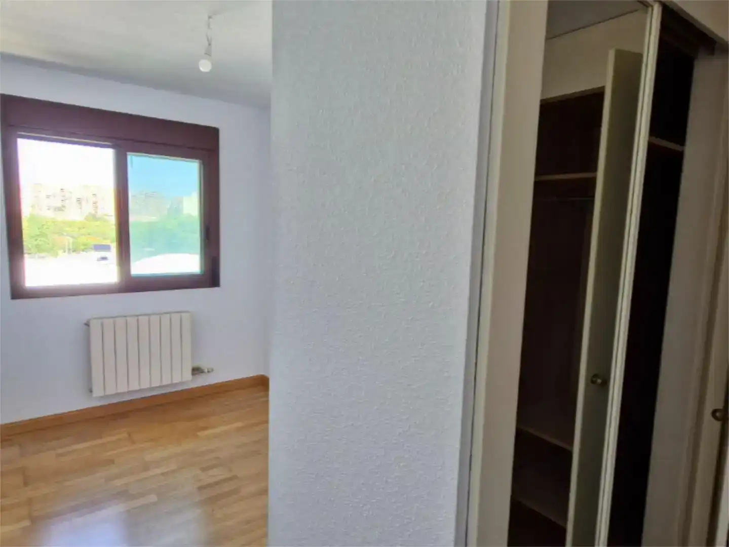 Schlafzimmer von Wohnung zur Miete in  Madrid Capital mit Schwimmbad