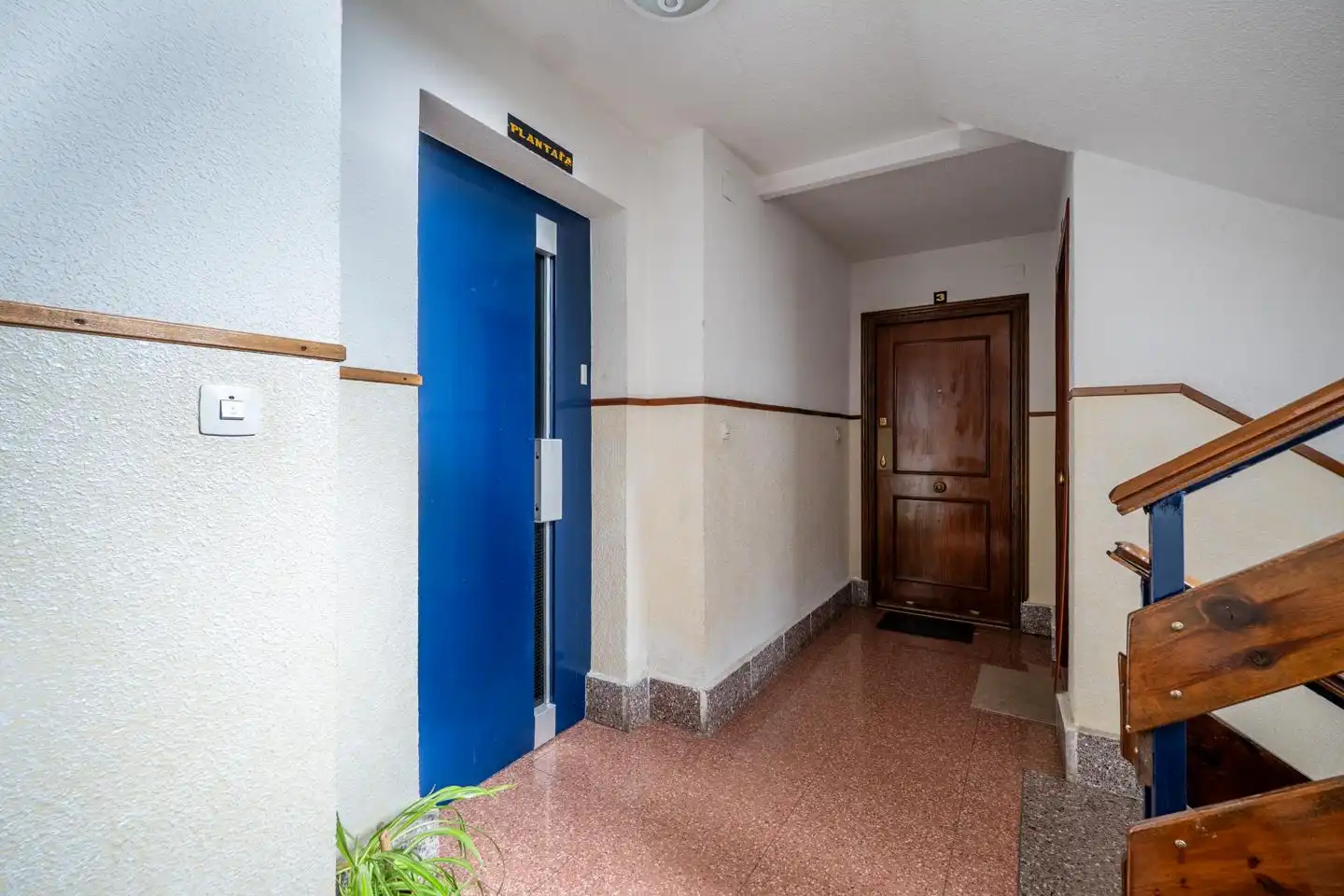 Piso en venta en Ávila con Calefacción y Terraza