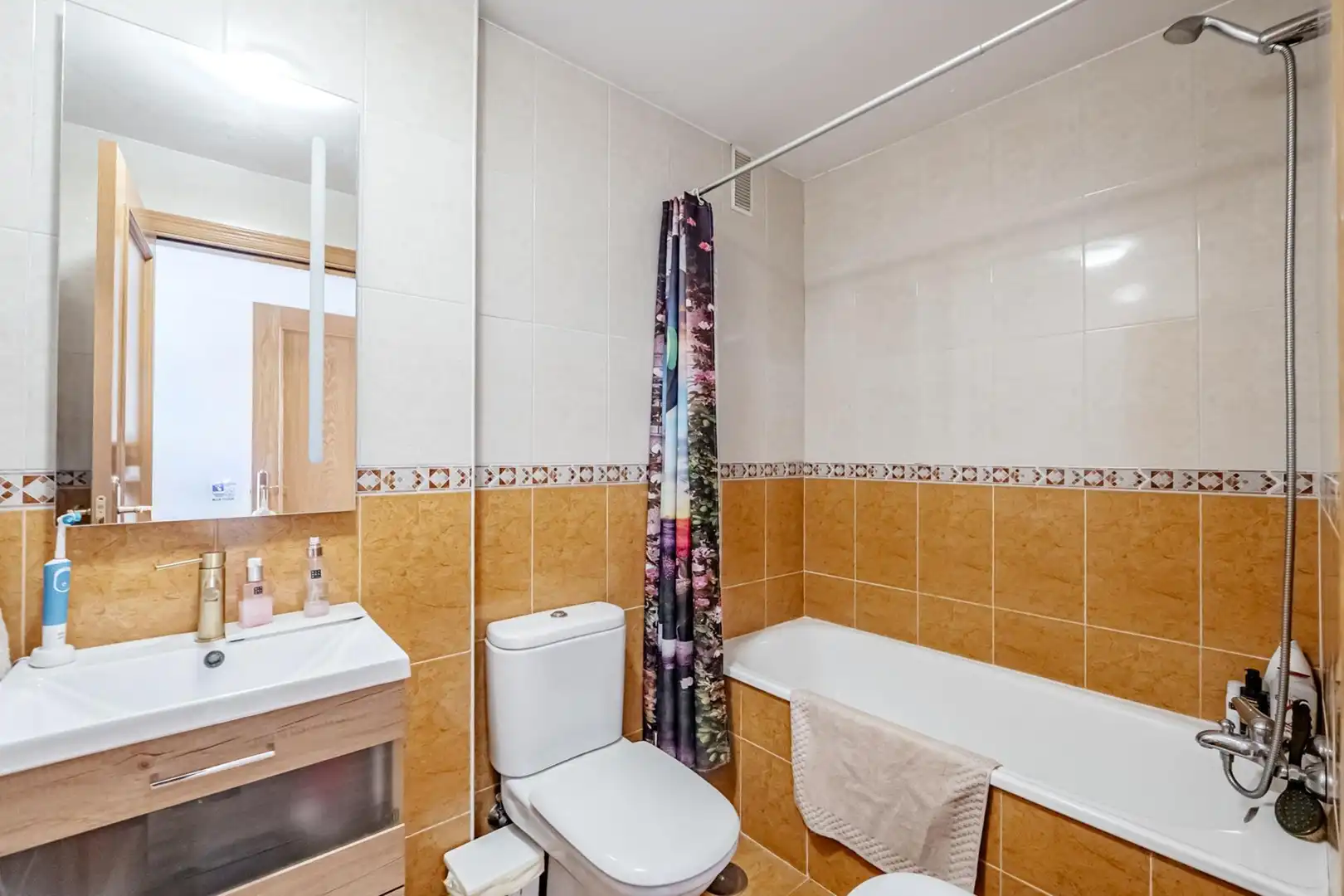 Baño de Piso en venta en Arganda del Rey con Calefacción