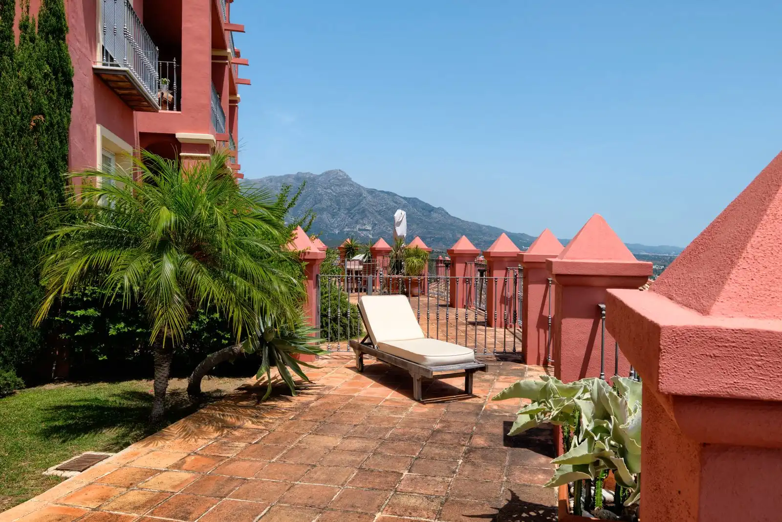 Apartamento con piscina en venta en La Quinta, imagen 8