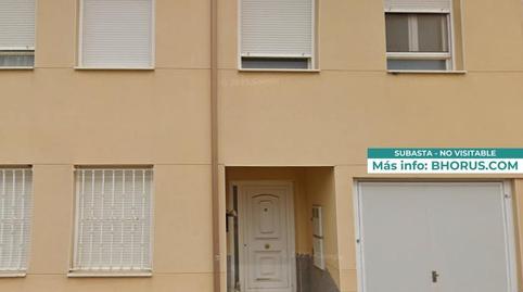 Foto 2 de Casa o xalet en venda a Hermanos Cubel, Fuentes de Ebro, Zaragoza