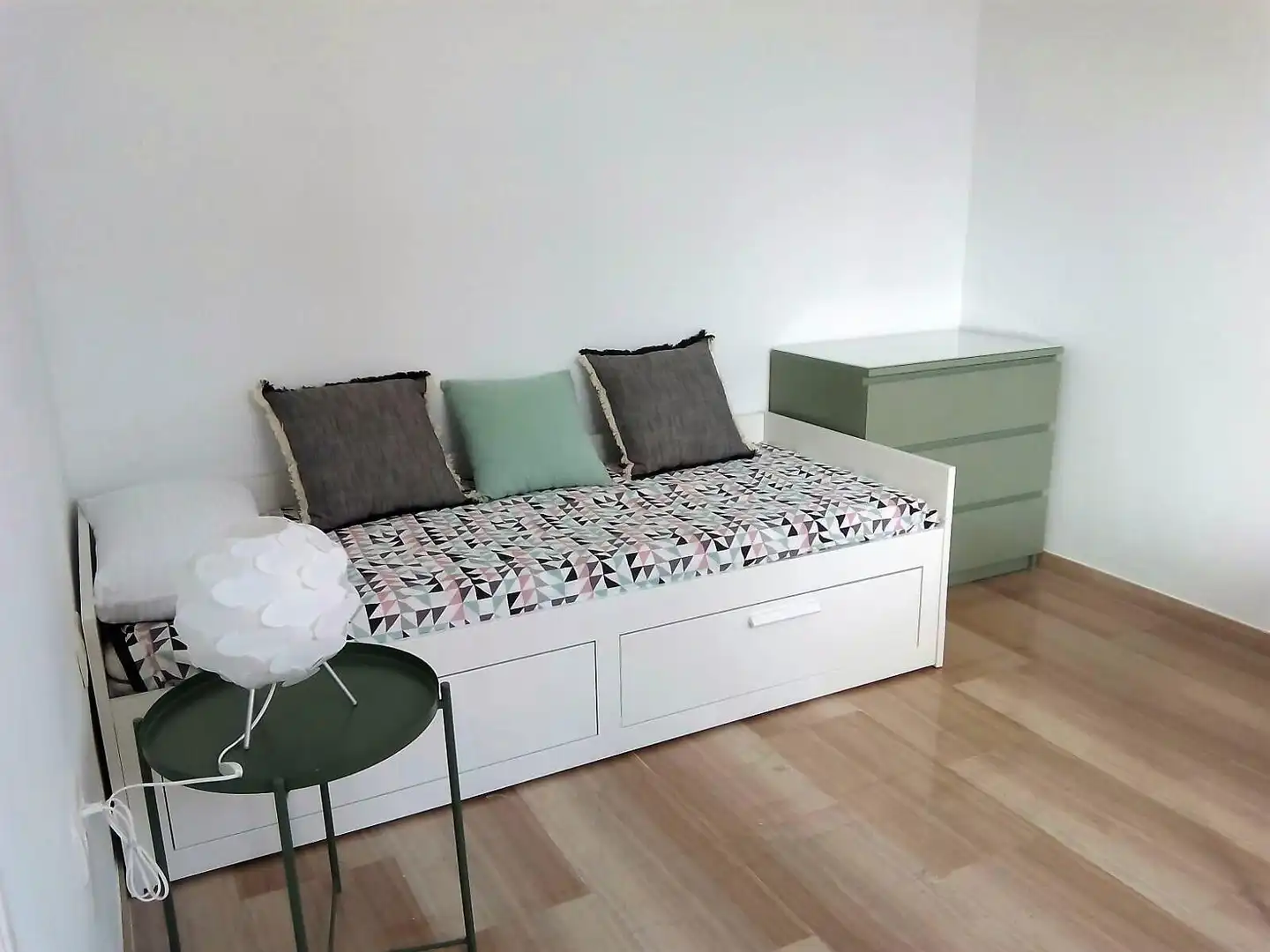 Bedroom of Attic for rent in Torrenueva Costa  with Terrace, Furnished and Community pool
