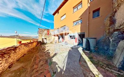 Außenansicht von Haus oder Chalet zum verkauf in Alàs I Cerc mit Balkon