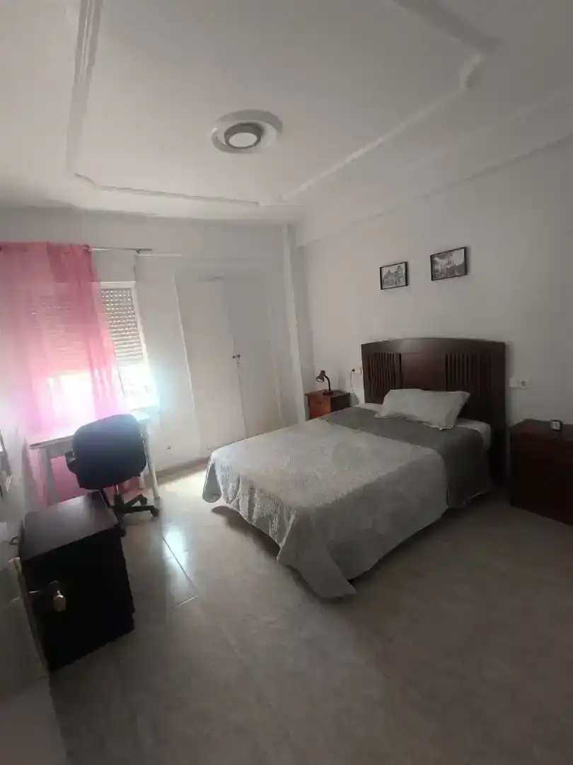 Schlafzimmer von Wohnungen zur Miete in Cartagena mit Ofen, Waschmaschine und Mikrowelle