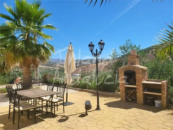Casa rústica con piscina en venta en Algarinejo, imagen 2