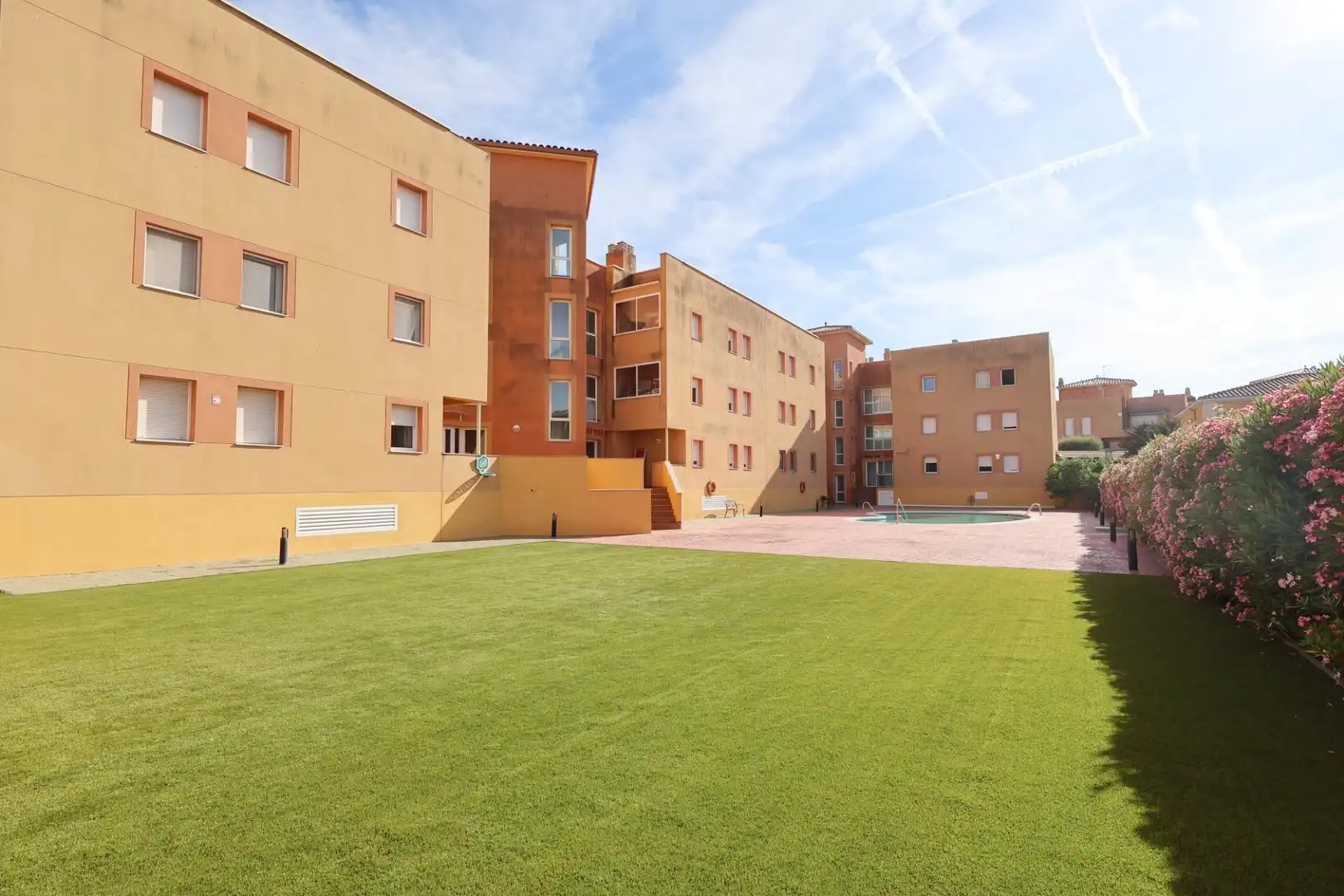Exterior view of Flat for sale in Cubelles  with Air Conditioner and Community pool