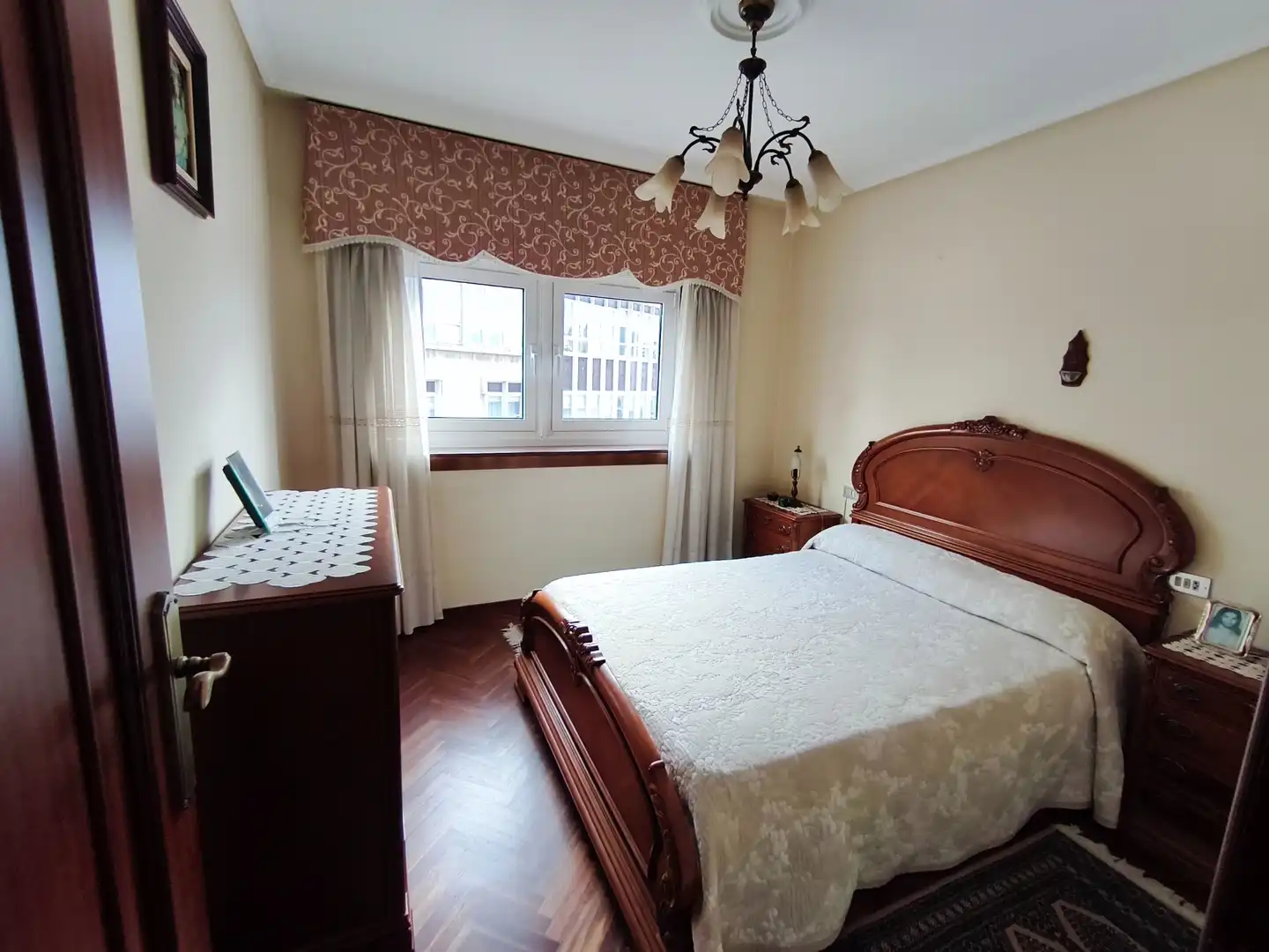 Habitación de Piso en venta en A Coruña Capital  con Calefacción, Parquet y Trastero