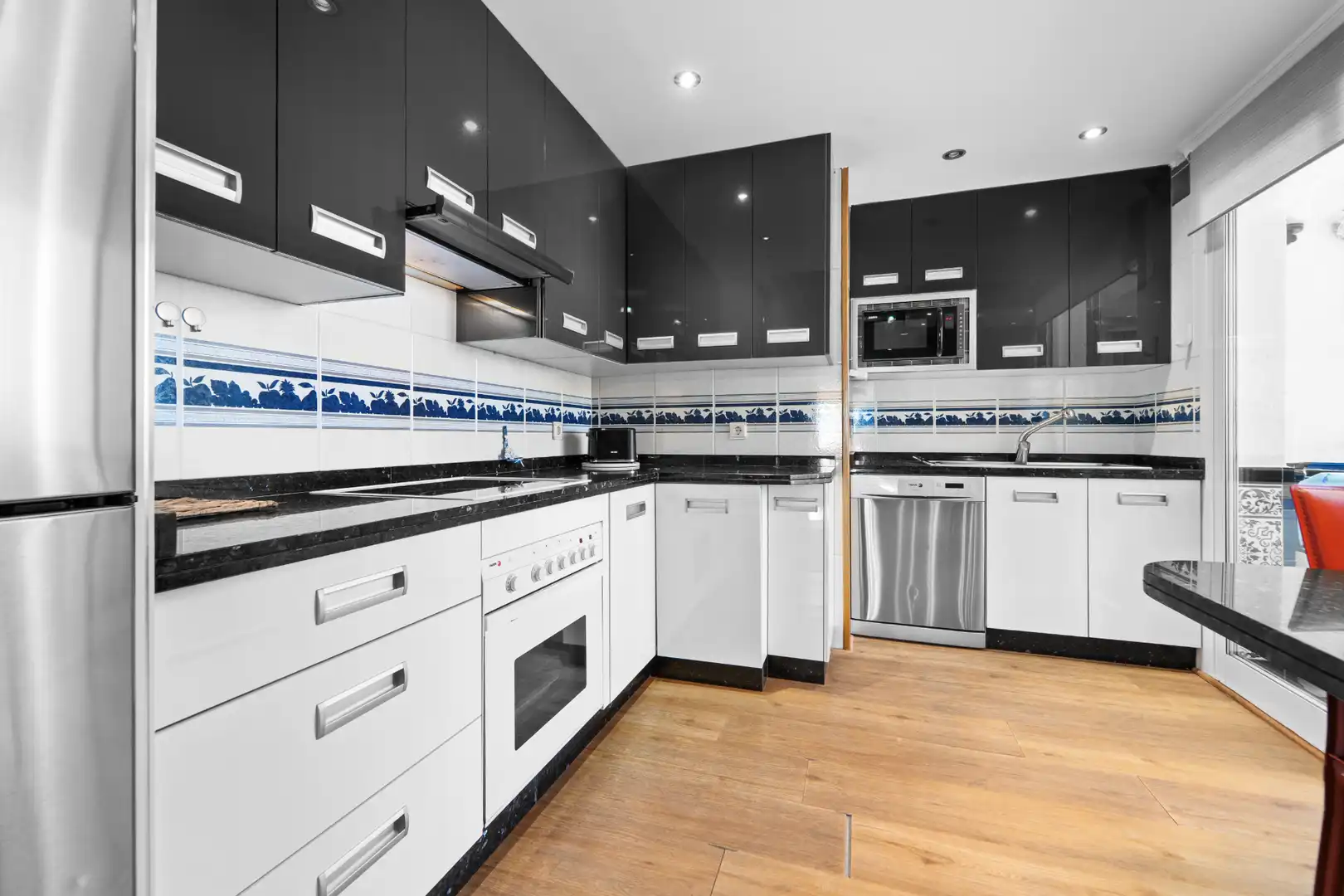Kitchen of Flat for sale in Mijas  with Air Conditioner, Terrace and Storage room