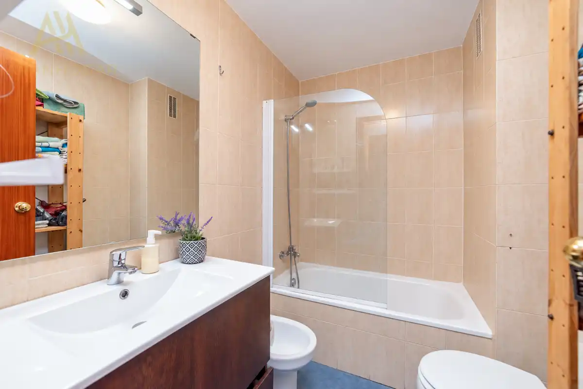 Bathroom of Flat for sale in Restón I - Restón II