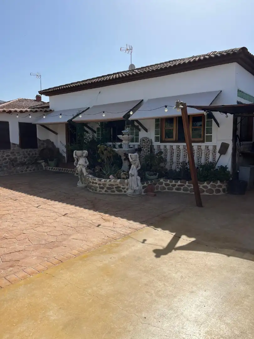 Xalet amb piscina en venda a La Carlota, imagen 4