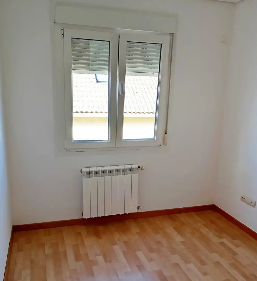 Bedroom of Detached homes for sale in Ciempozuelos  with Air Conditioner, Heating and Terrace