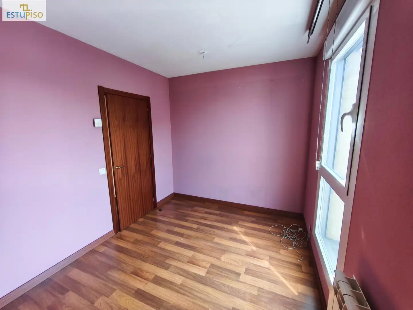 Dormitori de Pis en venda en Vitoria - Gasteiz amb Calefacció, Parquet i Terrassa
