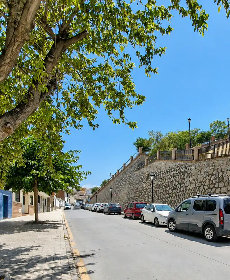 Vista exterior de Casa o xalet en venda en Vélez-Málaga amb Aire condicionat, Terrassa i Moblat