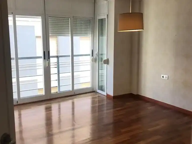 Sala d'estar de Pis en venda en Alzira amb Balcó