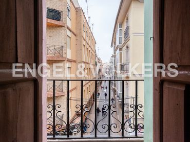 Casa con balcone in vendita a Carcaixent