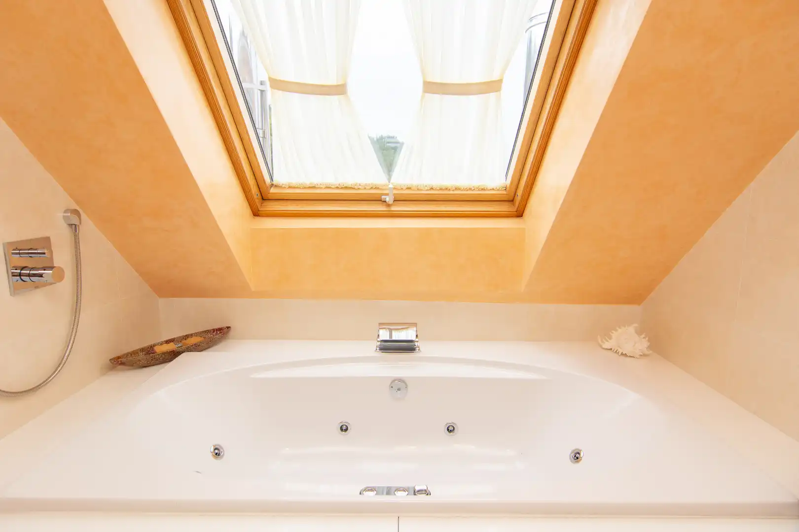 Baño de Dúplex en venta en Pontedeume con Calefacción, Parquet y Trastero