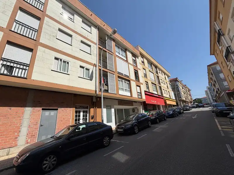 Vista exterior de Piso en venta en Rianxo con Calefacción, Terraza y Trastero
