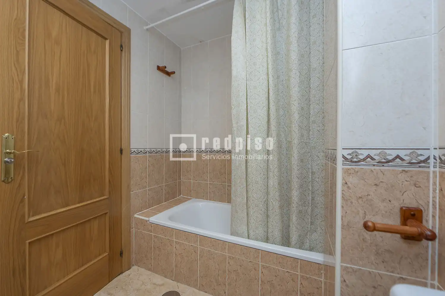 Badezimmer von Wohnung zum Verkauf in Valdemoro mit Klimaanlage, Heizung und Privatgarten