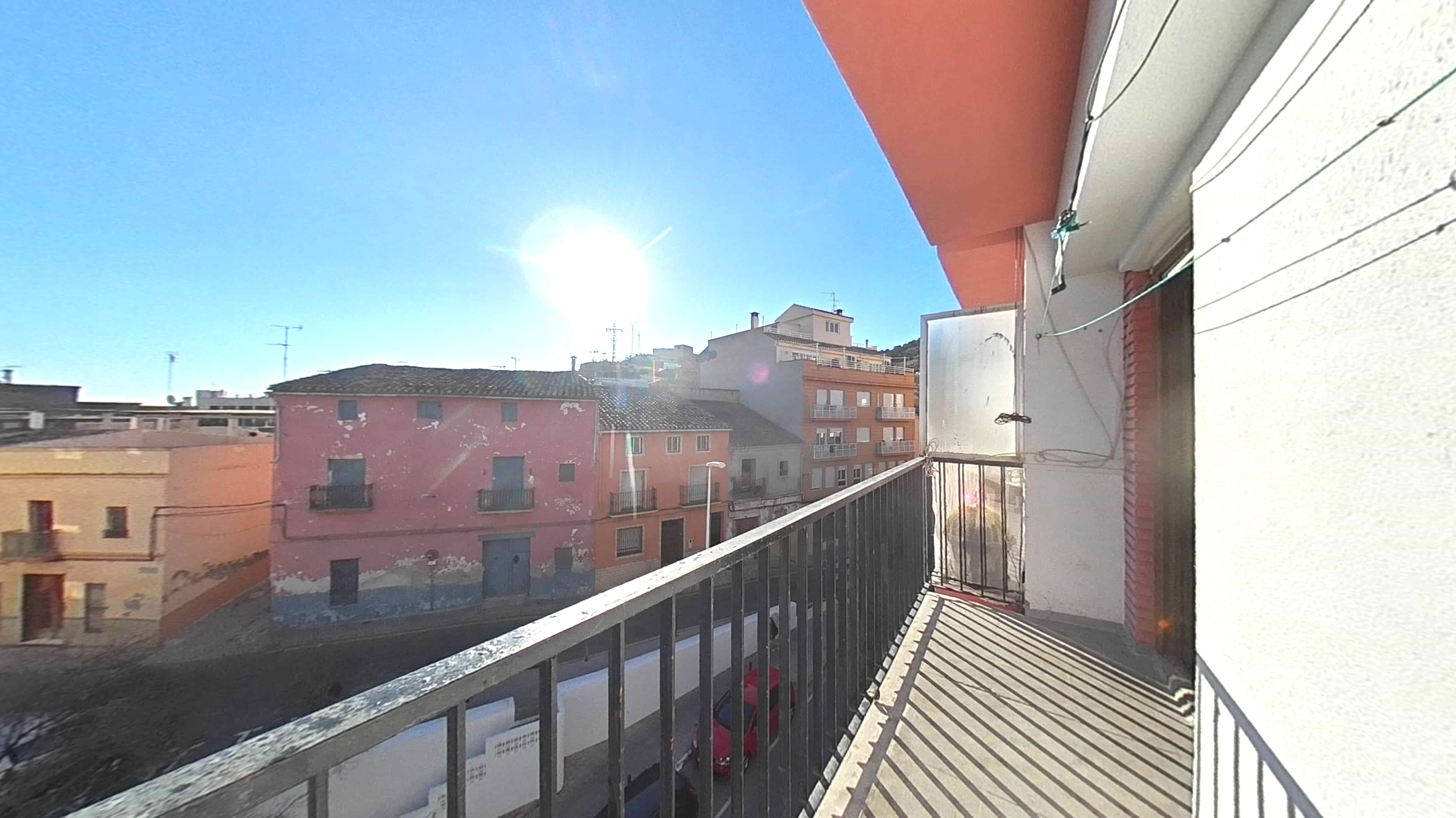 Exterior view of Flat for sale in Llíria  with Terrace, Oven and Balcony