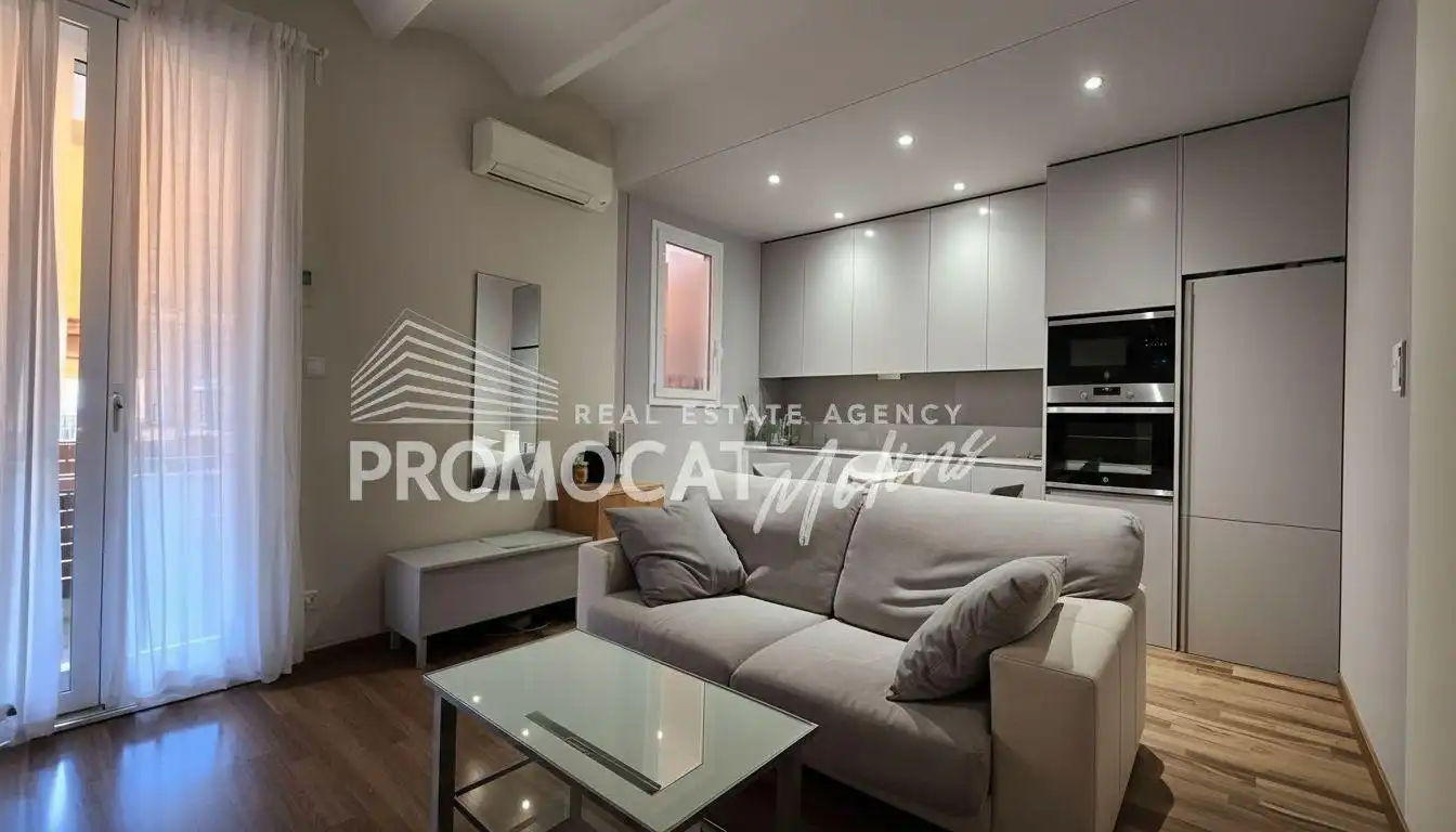 Sala de estar de Piso en venta en Molins de Rei con Aire acondicionado, Calefacción y Parquet