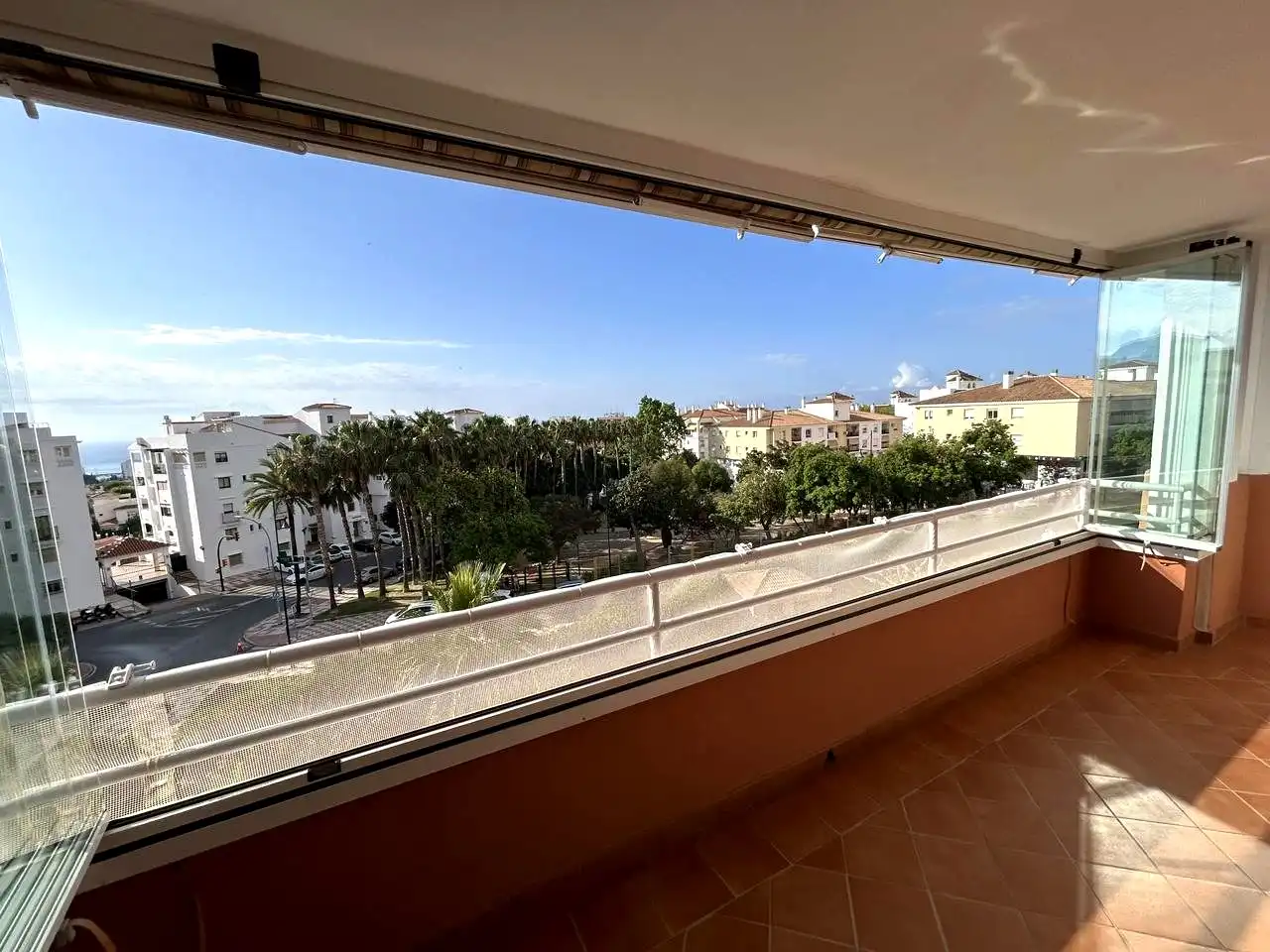 Vista exterior de Pis en venda en Benalmádena amb Aire condicionat, Calefacció i Terrassa