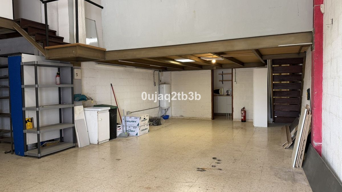 Local de lloguer en Estepona amb Aire condicionat i Terrassa