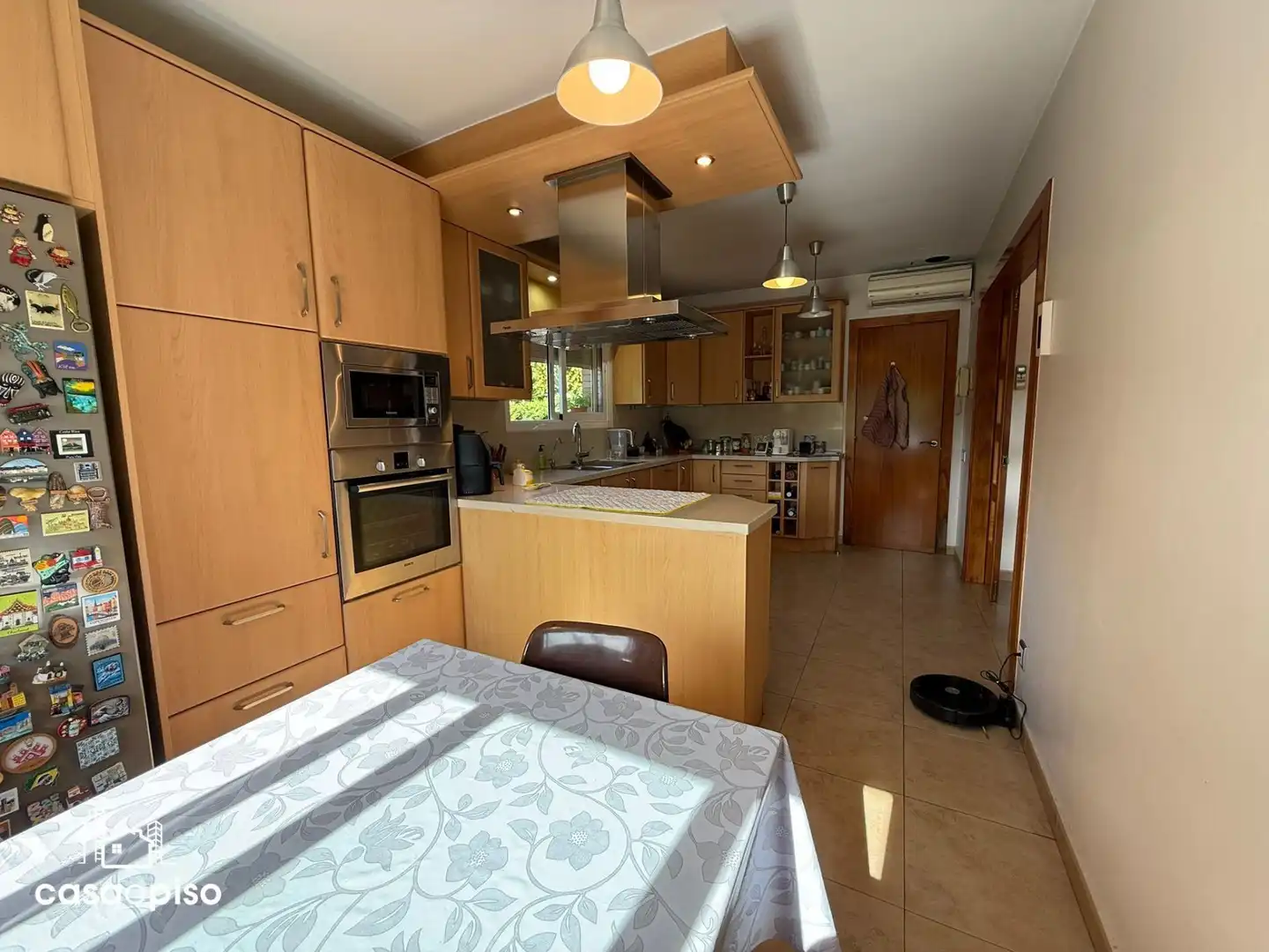 Cocina de Casa o chalet en venta en Sabadell con Aire acondicionado, Calefacción y Jardín privado