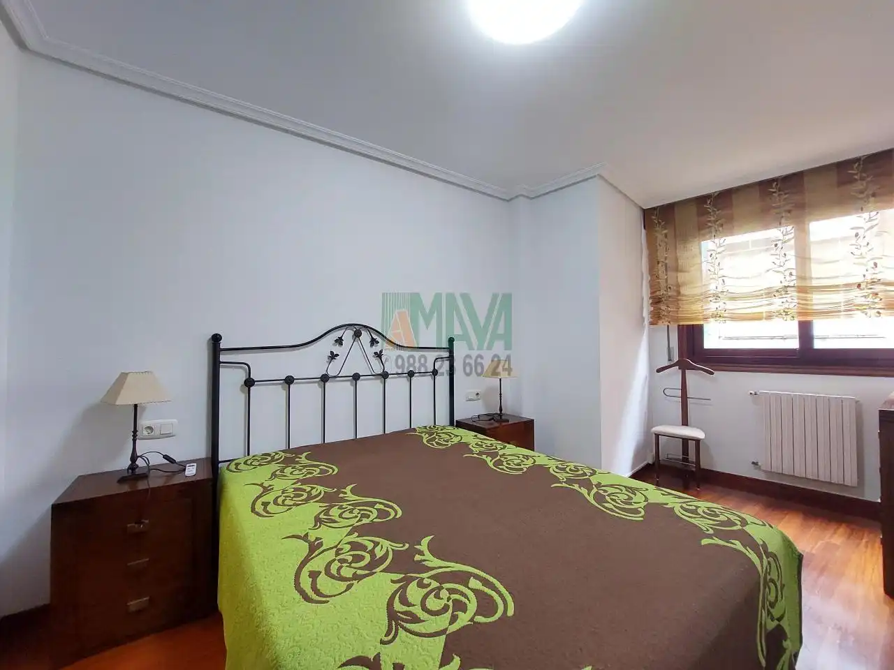 Habitación de Apartamento de alquiler en Ourense Capital  con Calefacción, Trastero y Amueblado