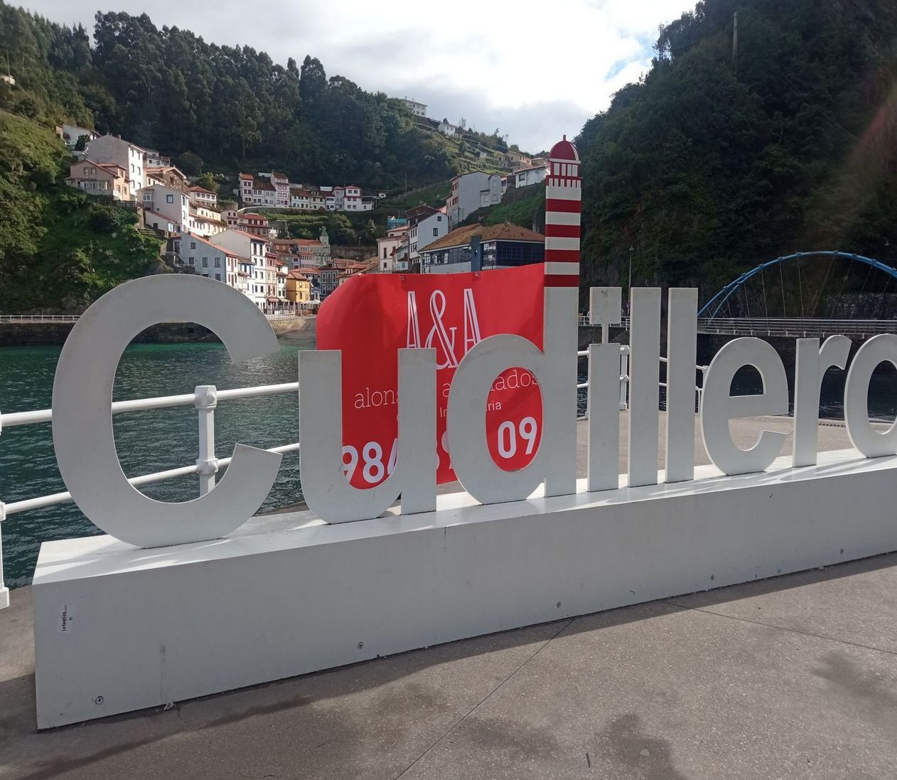 Dúplex en venda en Cudillero amb Calefacció, Forn i Balcó