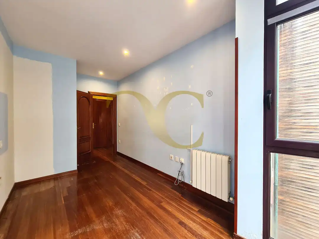 Bedroom of Flat for sale in Gijón   with Heating